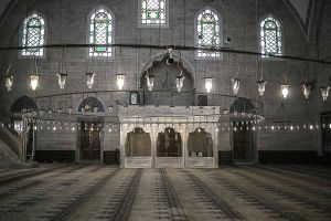 tarlabasi fatih fener istanbul turkey stefano majno mosque rug-c83.jpg